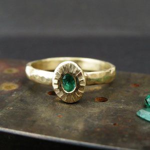 Emerald ring. Promise ring. Beautiful 14K solid yellow gold ring with Emerald